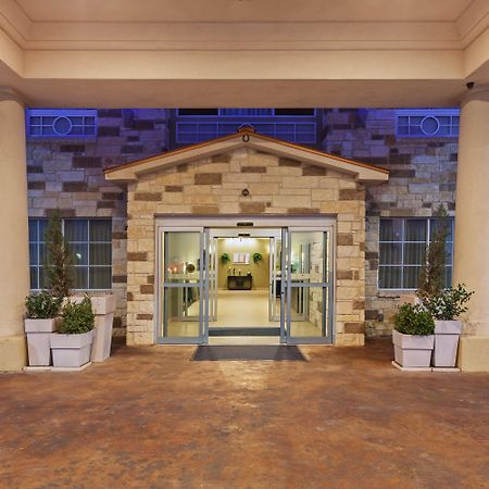 Holiday Inn Express & Suites Brady By Ihg Kültér fotó