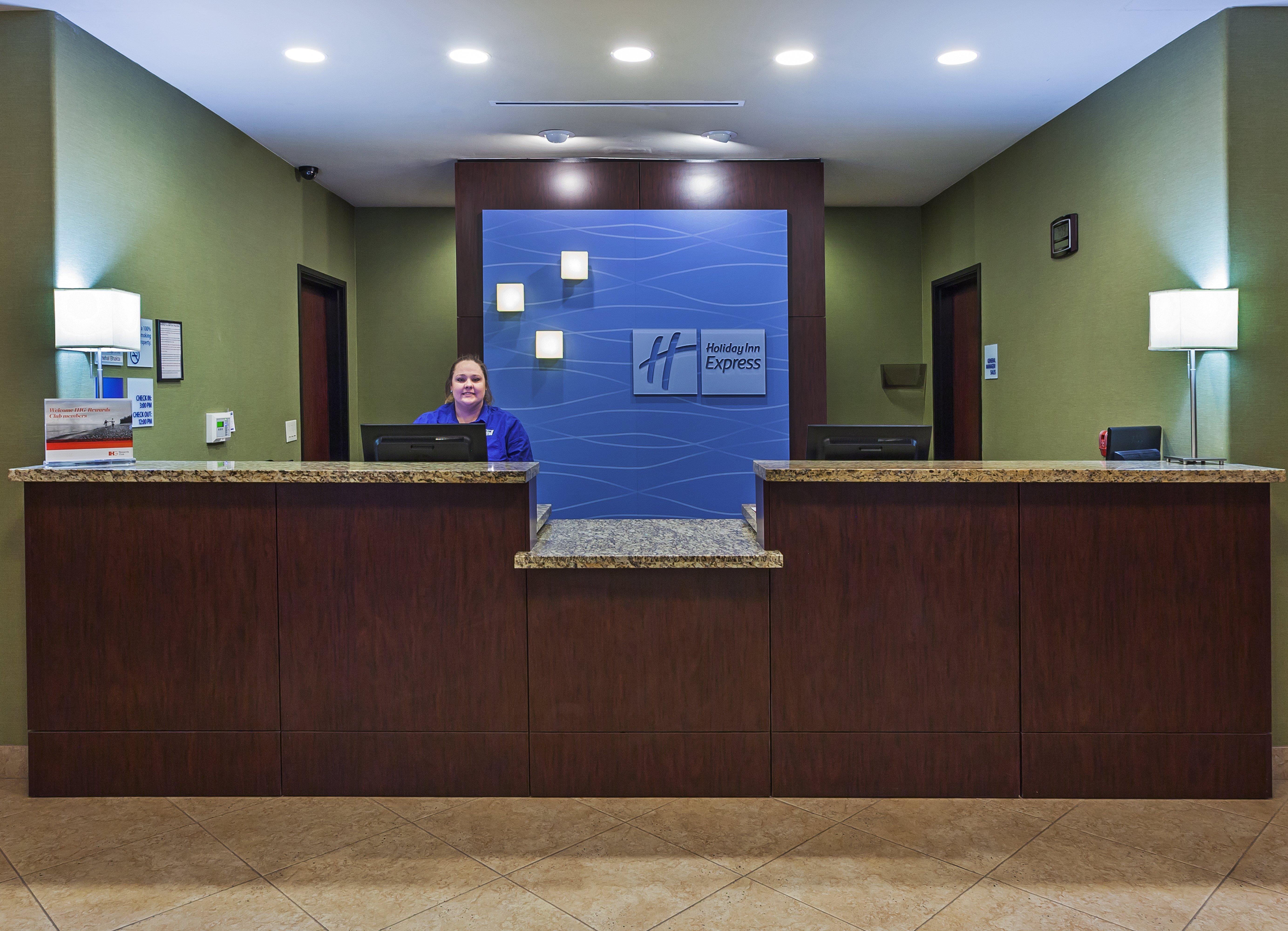 Holiday Inn Express & Suites Brady By Ihg Kültér fotó