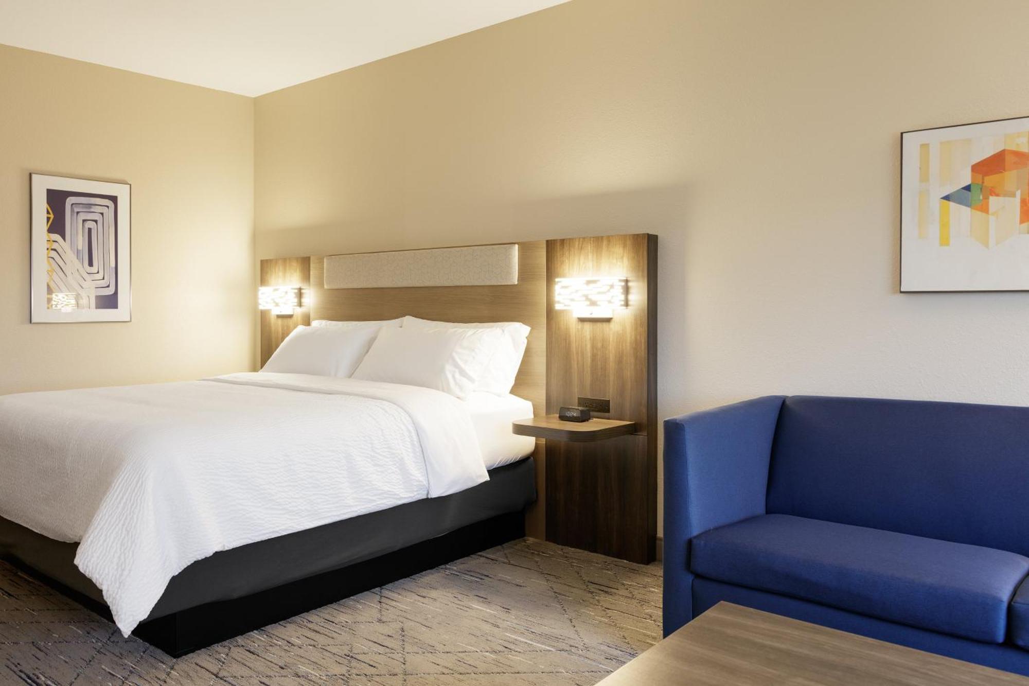 Holiday Inn Express & Suites Brady By Ihg Kültér fotó