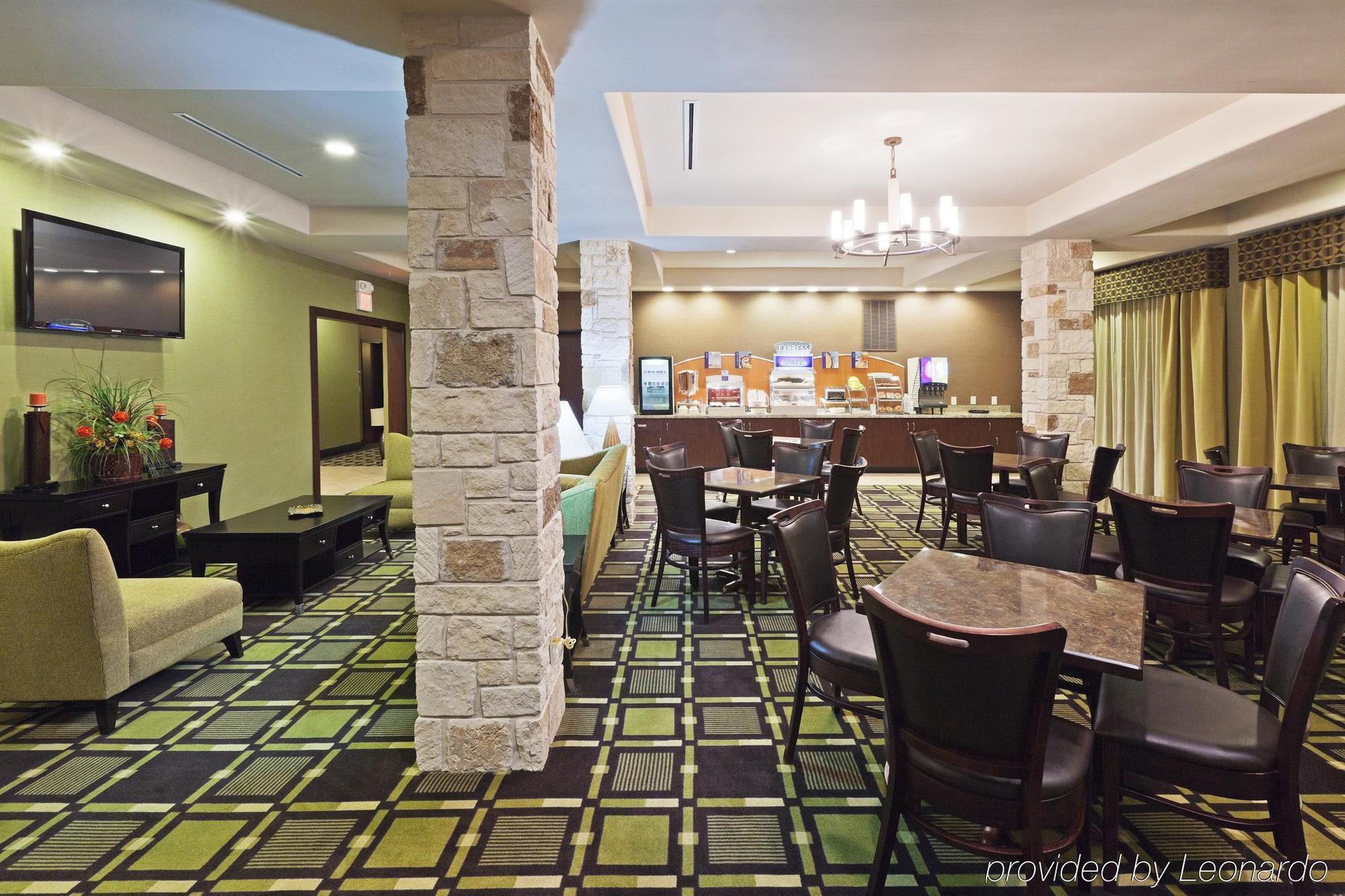 Holiday Inn Express & Suites Brady By Ihg Étterem fotó